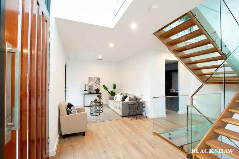 10 Woodgate Street Farrer 10 Woodgate Street Farrer