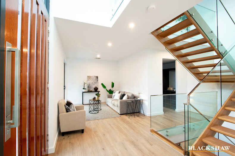 10 Woodgate Street Farrer