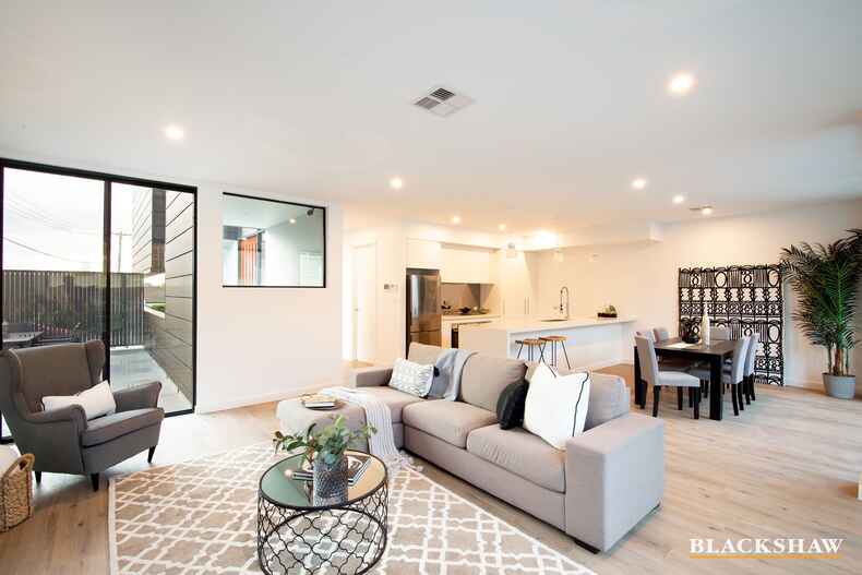 10 Woodgate Street Farrer 10 Woodgate Street Farrer