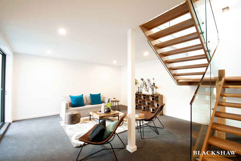 10 Woodgate Street Farrer