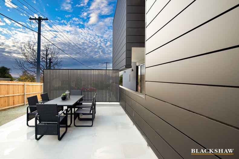 10 Woodgate Street Farrer 10 Woodgate Street Farrer