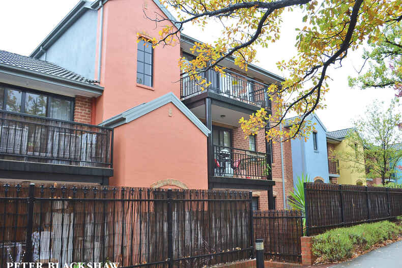 13/7-17 Ijong Street Braddon
