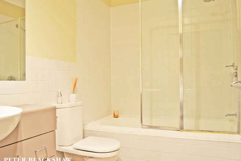 13/7-17 Ijong Street Braddon