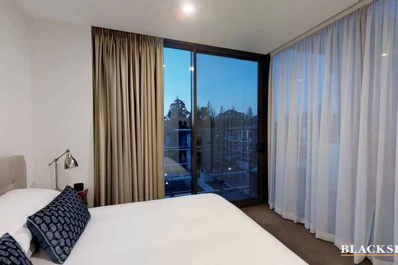 130/18 Austin Street Griffith