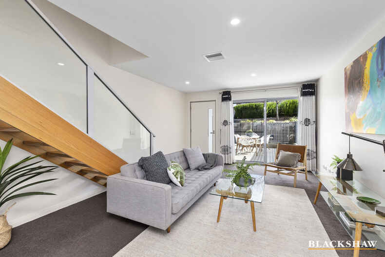 9/94 Henry Kendall Street Franklin