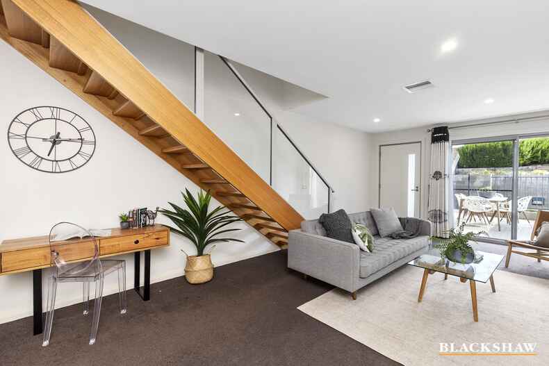 9/94 Henry Kendall Street Franklin 9/94 Henry Kendall Street Franklin