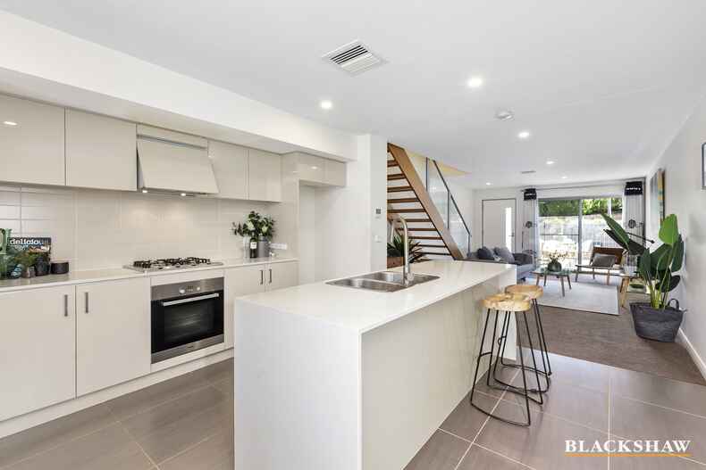 9/94 Henry Kendall Street Franklin 9/94 Henry Kendall Street Franklin