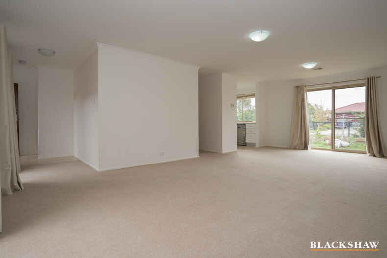 5/56 Christina Stead Street Franklin