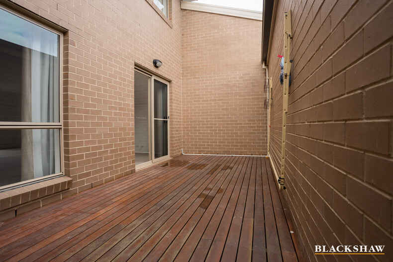 5/56 Christina Stead Street Franklin