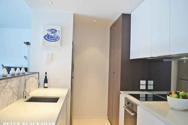 15/1 Sydney Avenue Barton