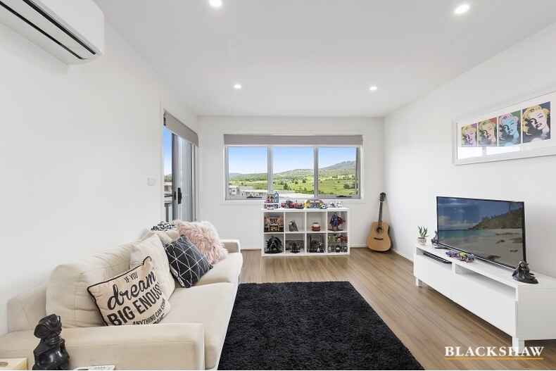 176/41 Philip Hodgins Street Wright 176/41 Philip Hodgins Street Wright