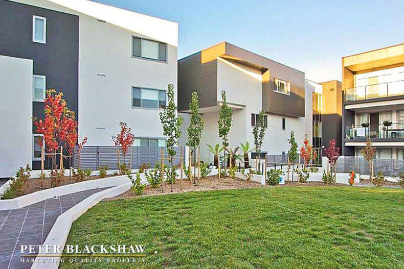 13/14 New South Wales Crescent Forrest