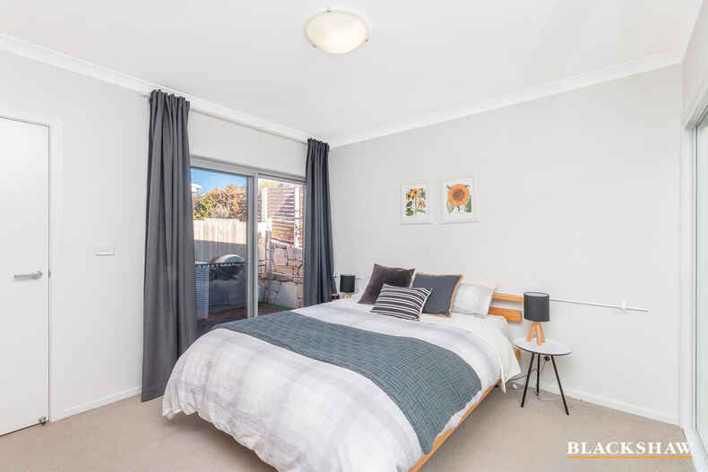 43/41 Philip Hodgins Street Wright