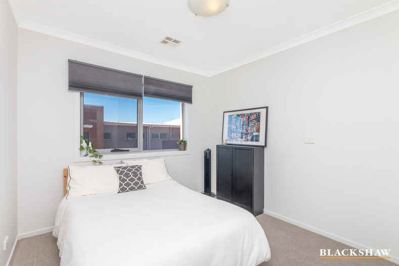 43/41 Philip Hodgins Street Wright