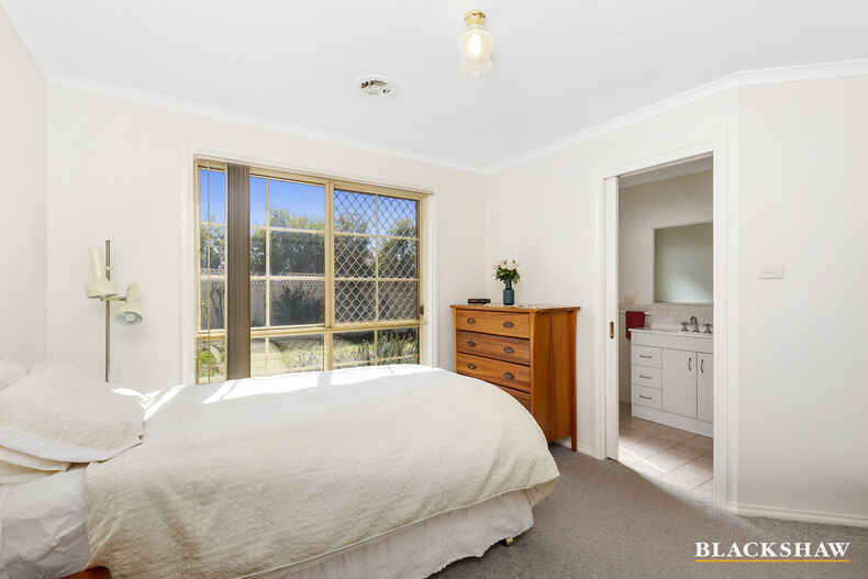 1/107 Lexcen Avenue Nicholls