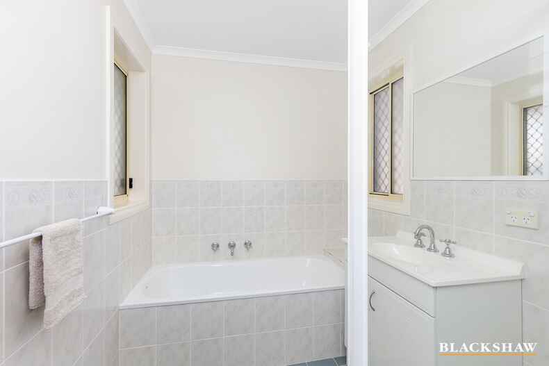 1/107 Lexcen Avenue Nicholls 1/107 Lexcen Avenue Nicholls