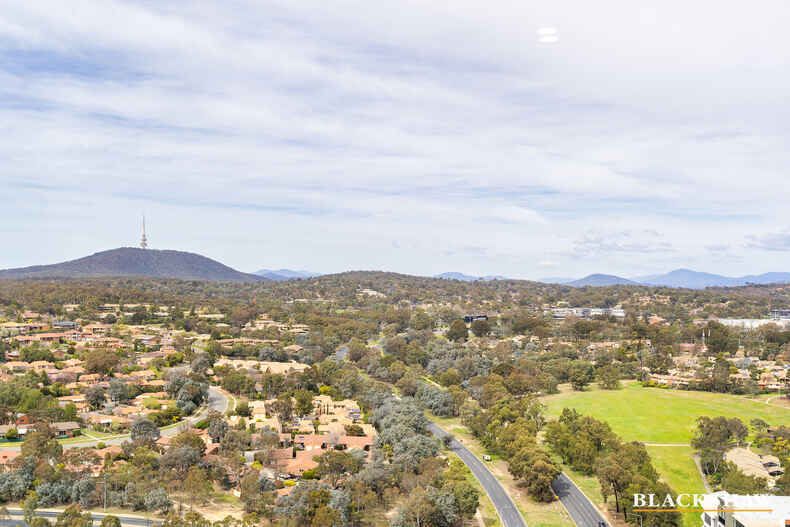 2607/120 Eastern Valley Way Belconnen