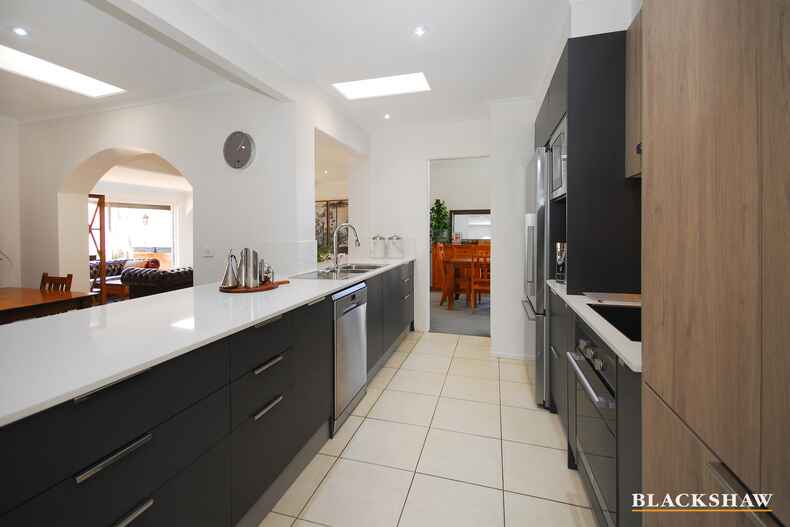 76 McInnes Street Weston 76 McInnes Street Weston