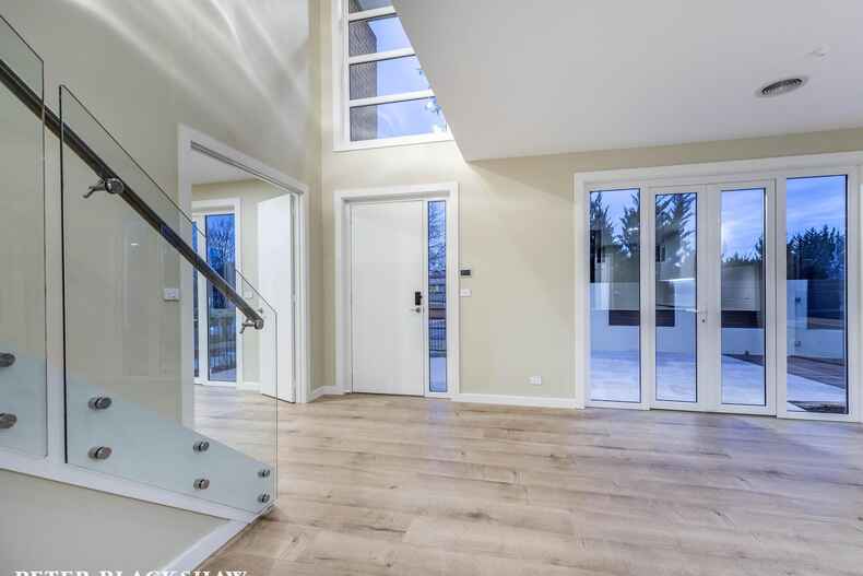 1/215 La Perouse Street Red Hill
