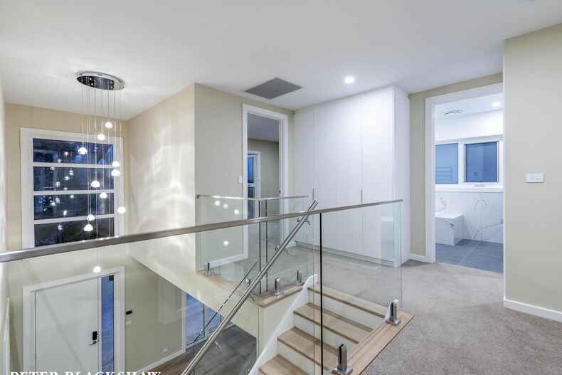 1/215 La Perouse Street Red Hill