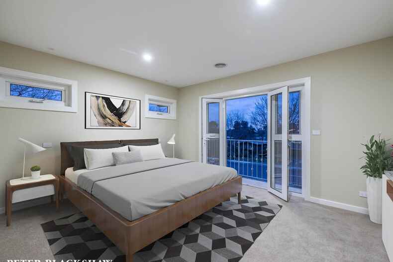 1/215 La Perouse Street Red Hill