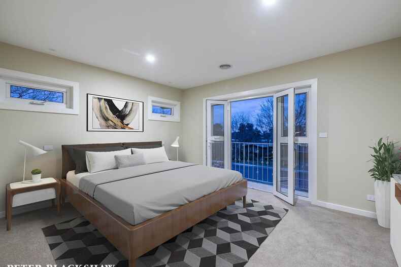 1/215 La Perouse Street Red Hill