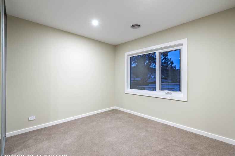 1/215 La Perouse Street Red Hill