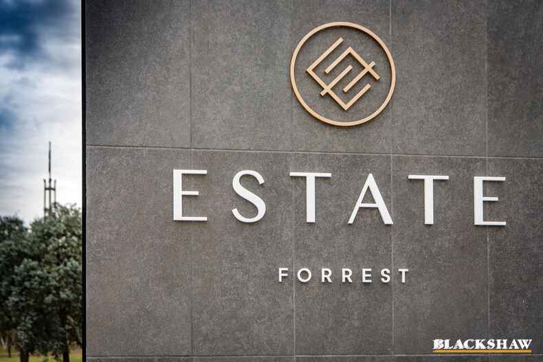 80/7 State Circle Forrest