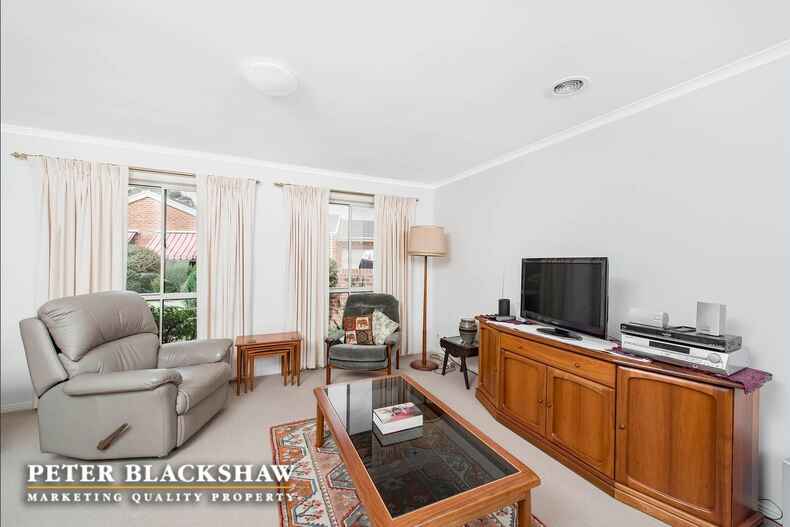 11/2 Lander Crescent Amaroo