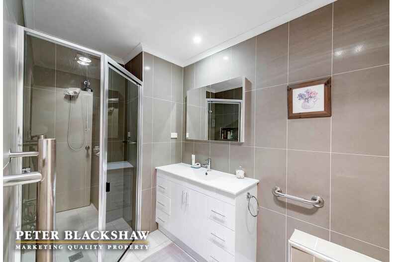 11/2 Lander Crescent Amaroo 11/2 Lander Crescent Amaroo