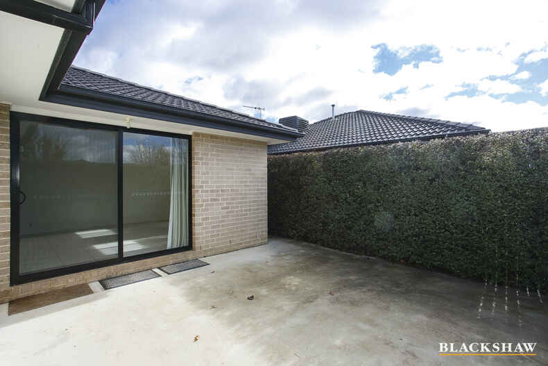10 Judith Wright Street Franklin