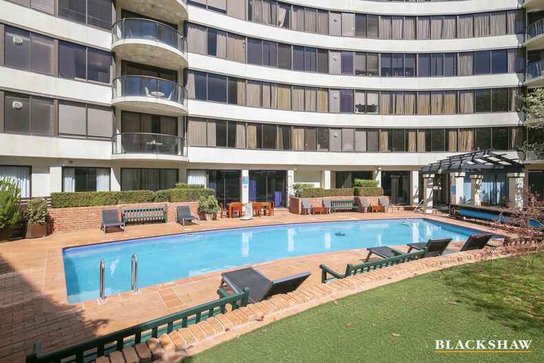 602/2 Marcus Clarke Street City