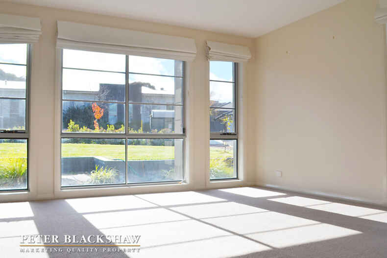 186B Halloran Drive Jerrabomberra