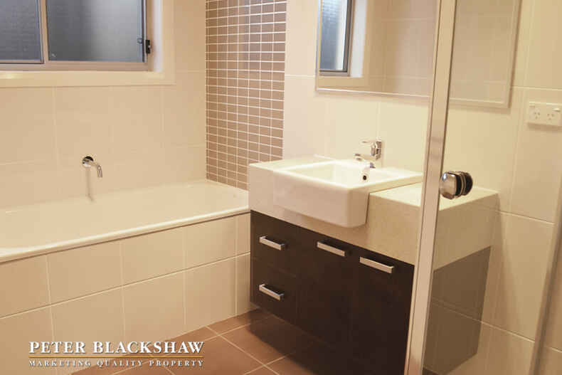 186B Halloran Drive Jerrabomberra