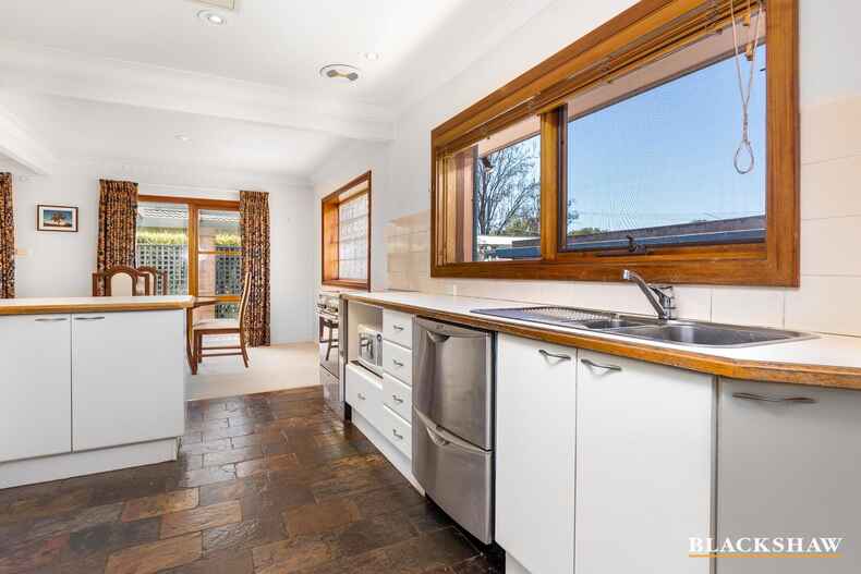 4 Farnell Place Curtin