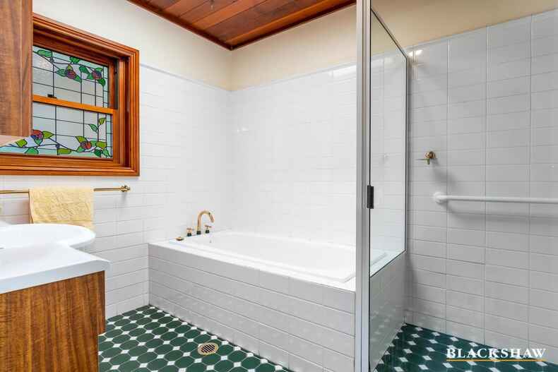 4 Farnell Place Curtin