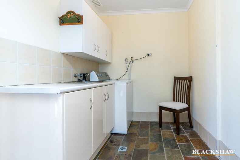 4 Farnell Place Curtin