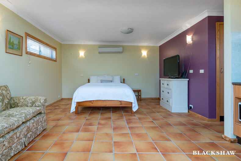 4 Farnell Place Curtin