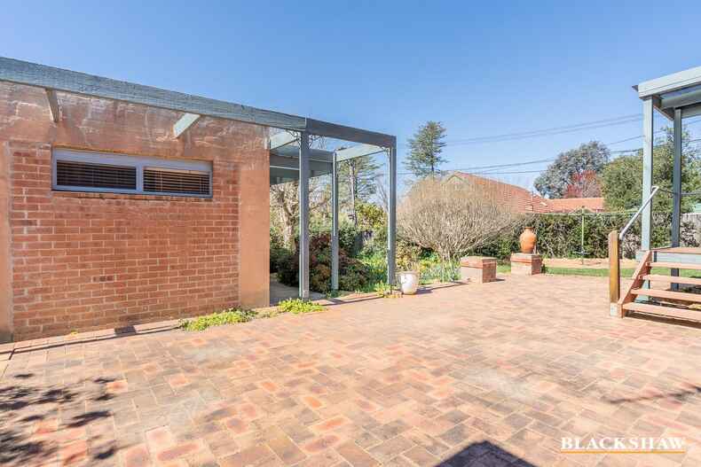 4 Farnell Place Curtin