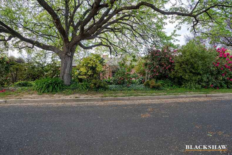 4 Farnell Place Curtin