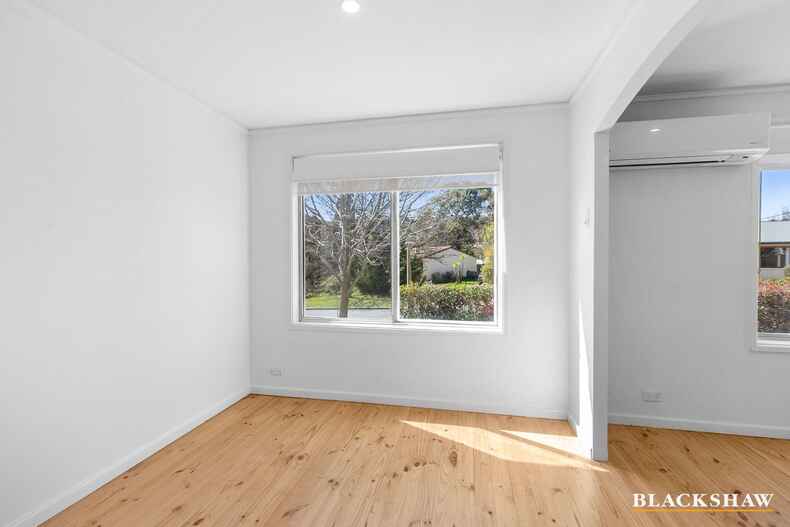 2 Bage Place Mawson