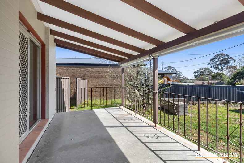 2 Bage Place Mawson