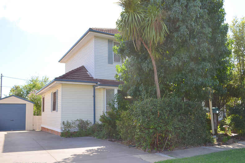 11 Nathan Street Deakin