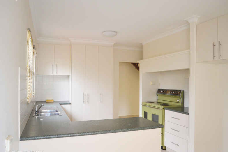 11 Nathan Street Deakin