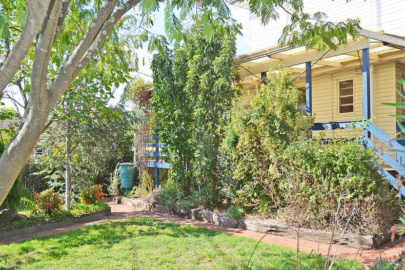 11 Nathan Street Deakin