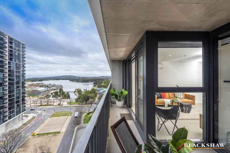 1003/120 Eastern Valley Way Belconnen