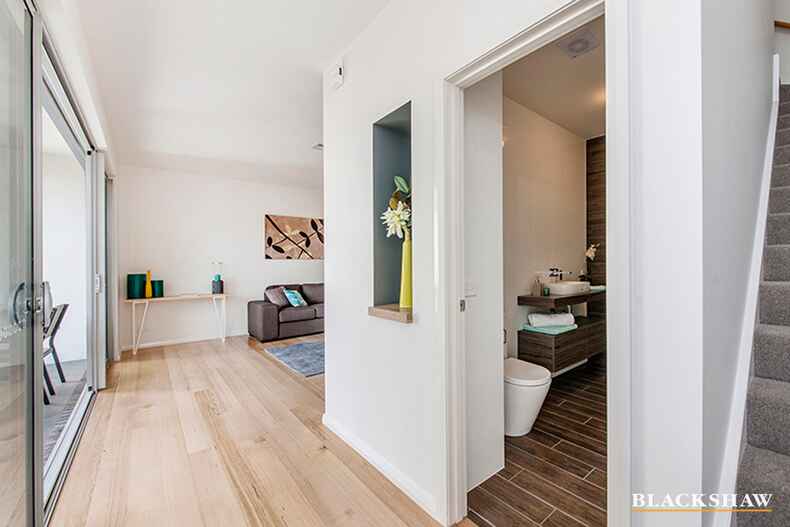 2/155 Strickland Avenue Deakin 2/155 Strickland Avenue Deakin