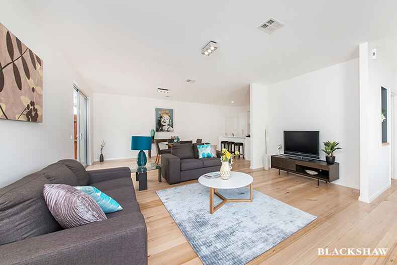 2/155 Strickland Avenue Deakin 2/155 Strickland Avenue Deakin
