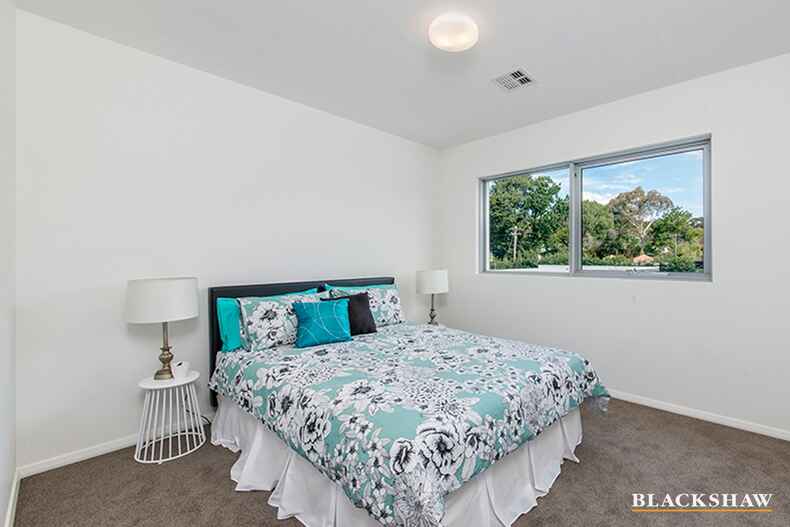 2/155 Strickland Avenue Deakin 2/155 Strickland Avenue Deakin