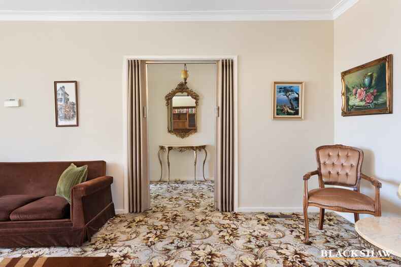 23 MacKenzie Street Hackett 23 MacKenzie Street Hackett